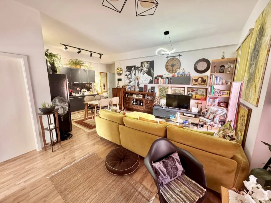 Tirane, shitet apartament 2+1+Ballkon Kati 4, 81 m² 130.000 € (Kompleksi Mangalem21, Ali Dem)