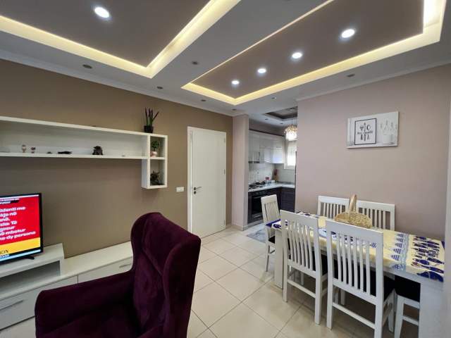Tirane, shitet apartament 2+1+BLK Kati 2, 97 m² 105.000 Euro (Xhamia)