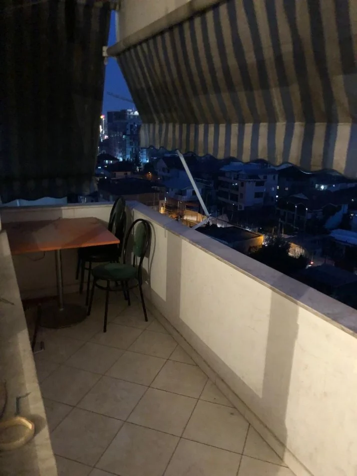Tirane, jepet me qera apartament 2+1+Ballkon Kati 6, 90 m² 400 € (Dritan hoxha)