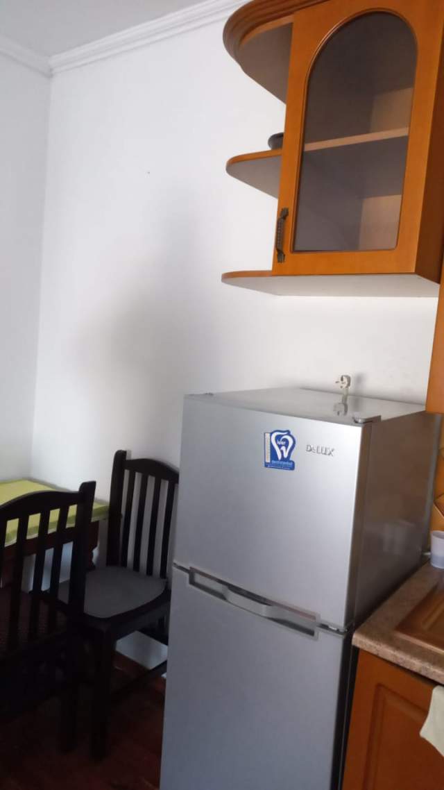 Tirane, jepet me qera apartament 1+1+BLK Kati 2, 60 m² 32.000 Leke (Fakulteti i mejksis)