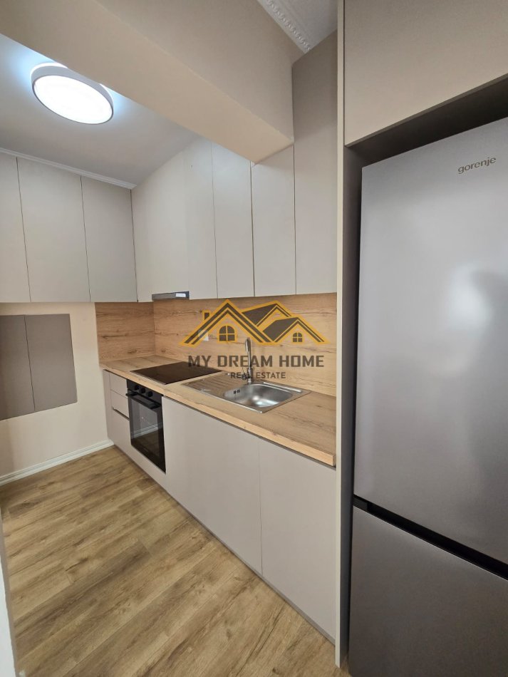 Durres, shitet apartament 2+1 Kati 3, 90 m² 180.000 € (QENDER)