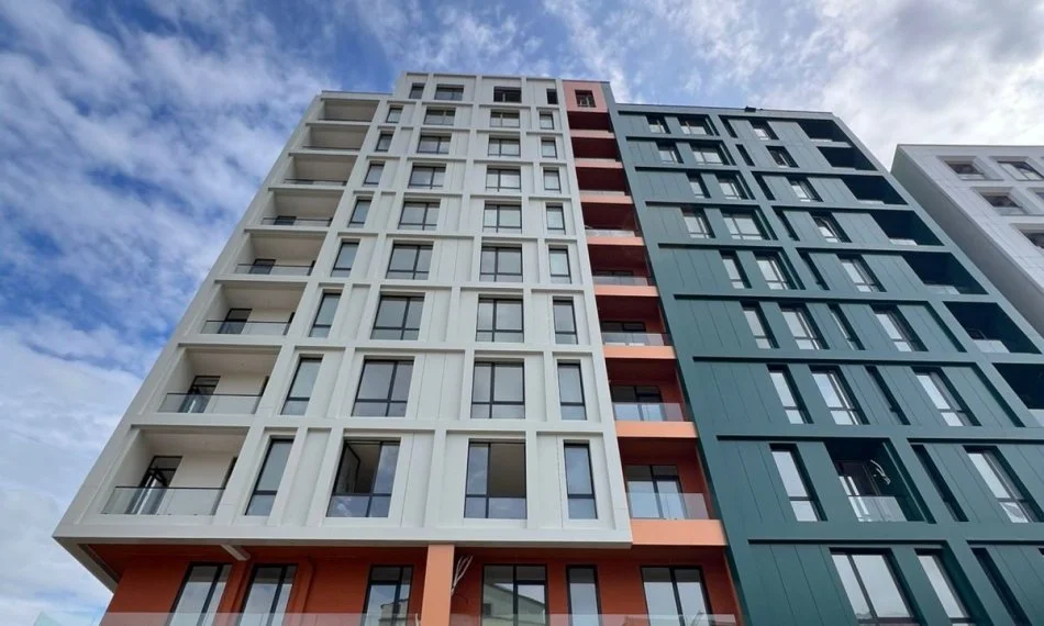 Tirane, jepet me qera zyre Kati 1, 156 m² 800 € (Bulevardi i Ri)