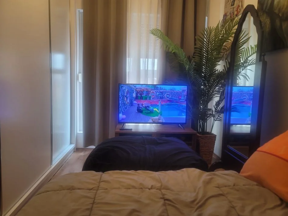 Tirane, shitet apartament 2+1+Ballkon Kati 8, 82 m² 128.000 € (Rruga Pasho Hysa)