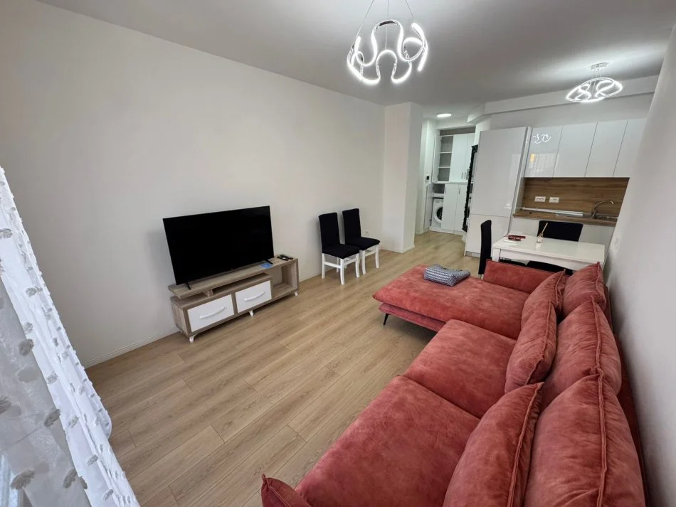Tirane, jepet me qera apartament 1+1 Kati 3, 58 m² 600 € (21 dhjetori)