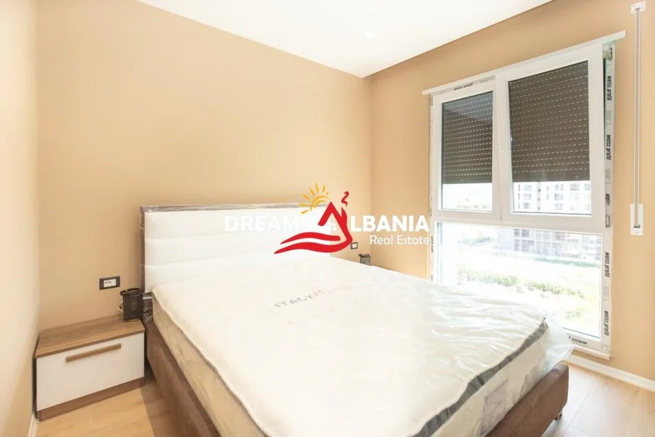 Tirane, jepet me qera apartament 1+1 , 70 m² 650 € (Jordan Misja)