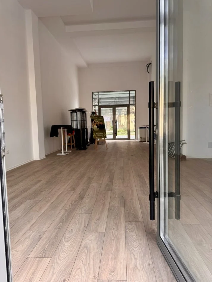 Qera Ambjent te rr Durresit Qender