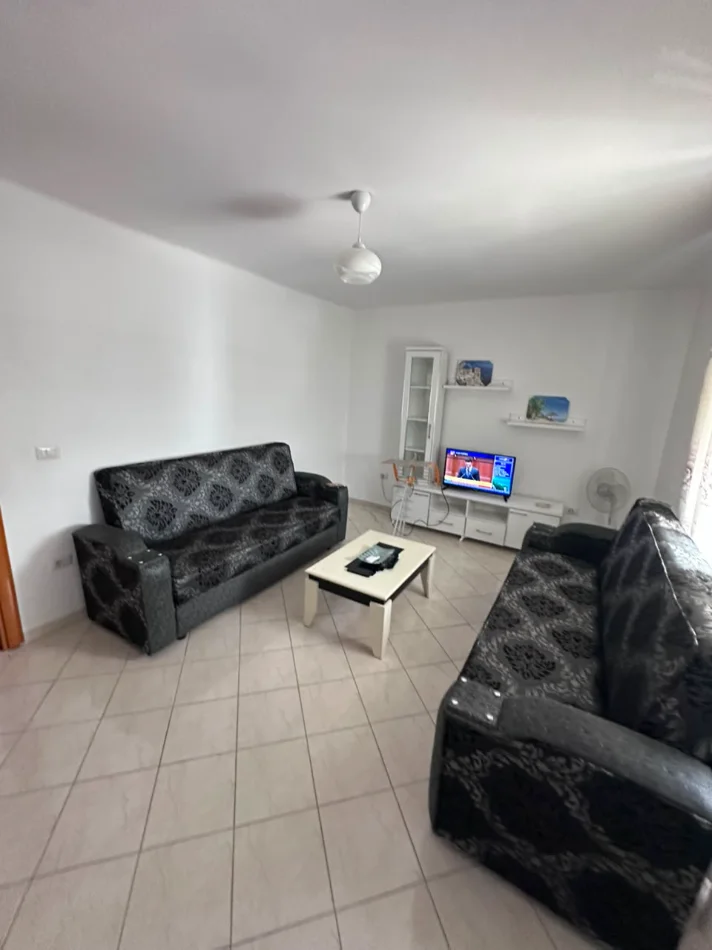 Durres, jepet me qera apartament 1+1+Ballkon Kati 2, 60 m² 320 € 