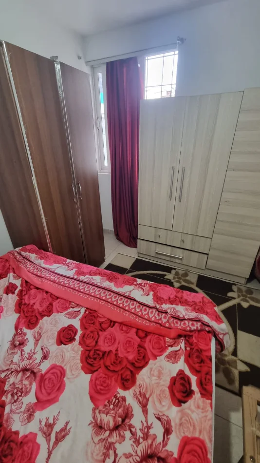 Tirane, jepet me qera apartament 1+1+Ballkon Kati 1, 70 m² 350 € (21 Dhjetori)