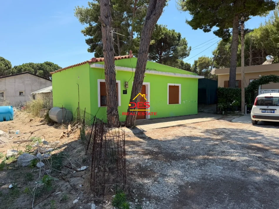 Vlore, shitet shtepi Kati 0, 49 m² 108.000 € (Rruga Sazani)