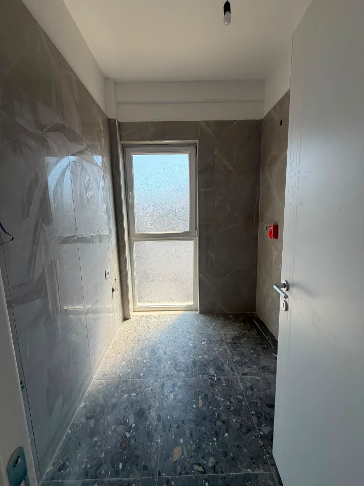 Tirane, shitet apartament 2+1 Kati 7, 87 m² 126.600 € (Tirana entry)