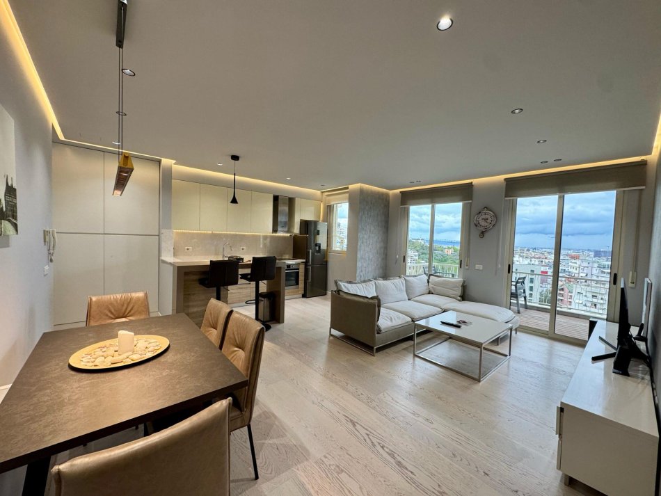 Tirane, jepet me qera apartament 2+1 Kati 1, 102 m² 950 € 