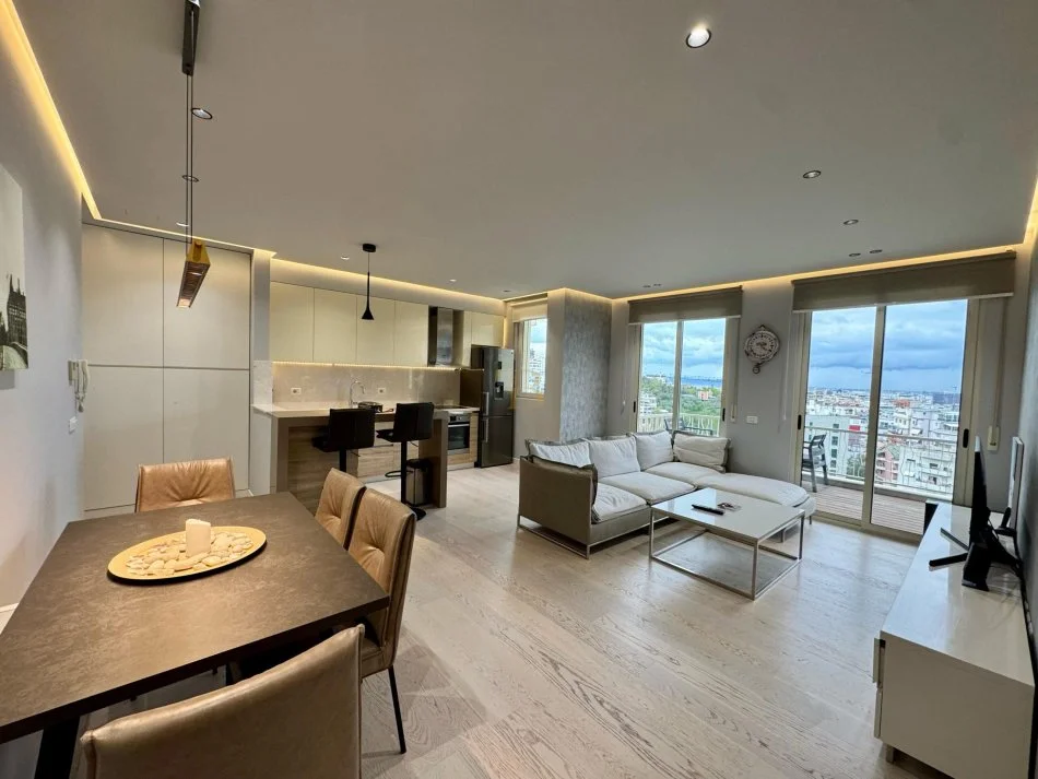 Tirane, jepet me qera apartament 2+1 Kati 1, 102 m² 950 € 