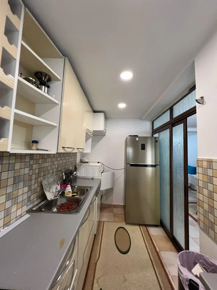 Tirane, shitet apartament 2+1 Kati 3, 96 m² 259.998 € (bllok)