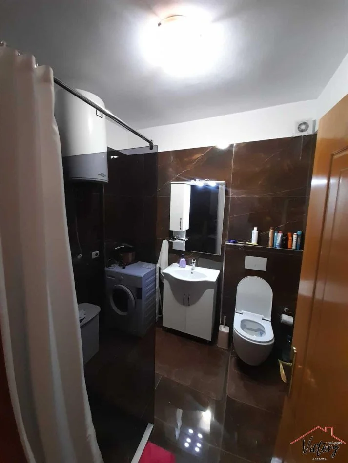 Lezhe Shengjin, shitet apartament 1+1 Kati 6, 60 m² 75.000 € (Shengjin)