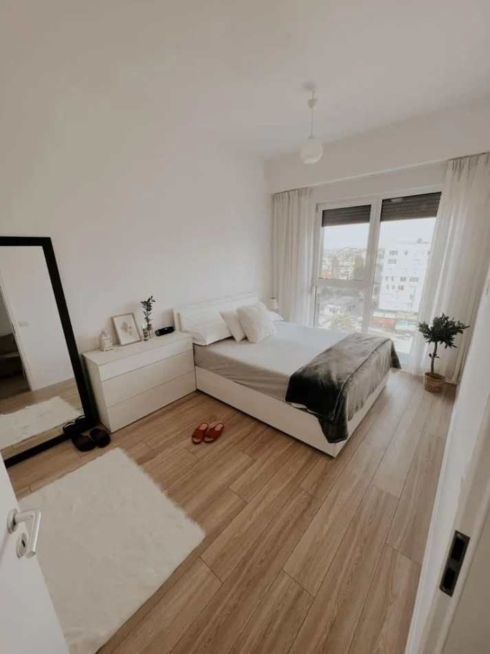 Tirane, jepet me qera apartament 1+1 Kati 3, 63 m² 400 € (Rruga Jordan Misja)