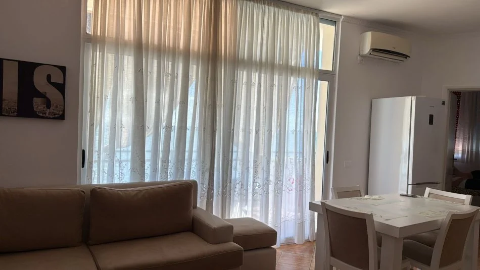 Durres, jepet me qera apartament 1+1 Kati 6, 75 m² 500 € (Durres)