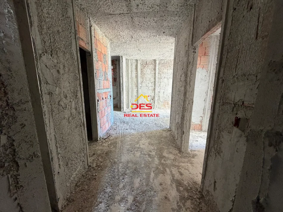 Vlore, shitet apartament 3+1+Ballkon Kati 2, 115 m² (Orikum)