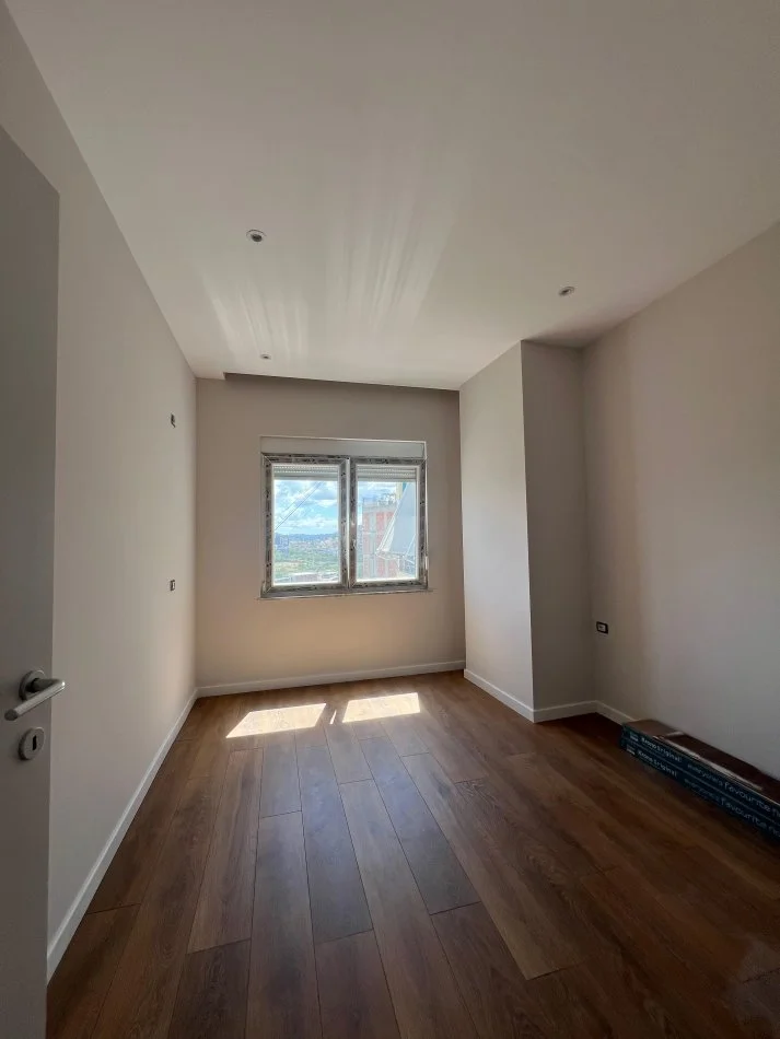 Tirane, shes apartament 1+1+Ballkon Kati 7, 61 m² 95.000 € 