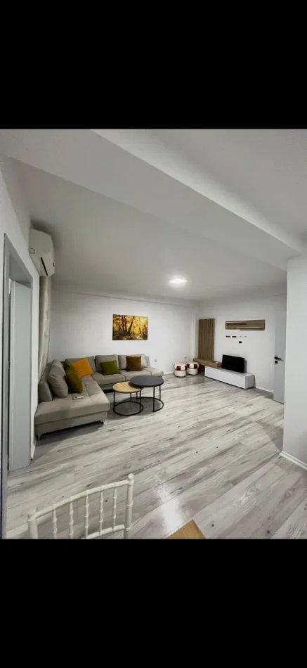 Tirane, jepet me qera apartament 1+1+parkim Kati 2, 65 m² 550 € (Don Bosko prane Viva Market)