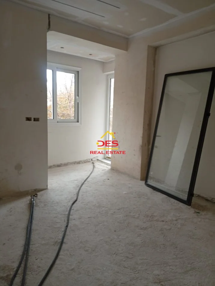 Vlore, shitet apartament 2+1+Ballkon Kati 2, 98 m² (Rruga Fiqirete Musta)