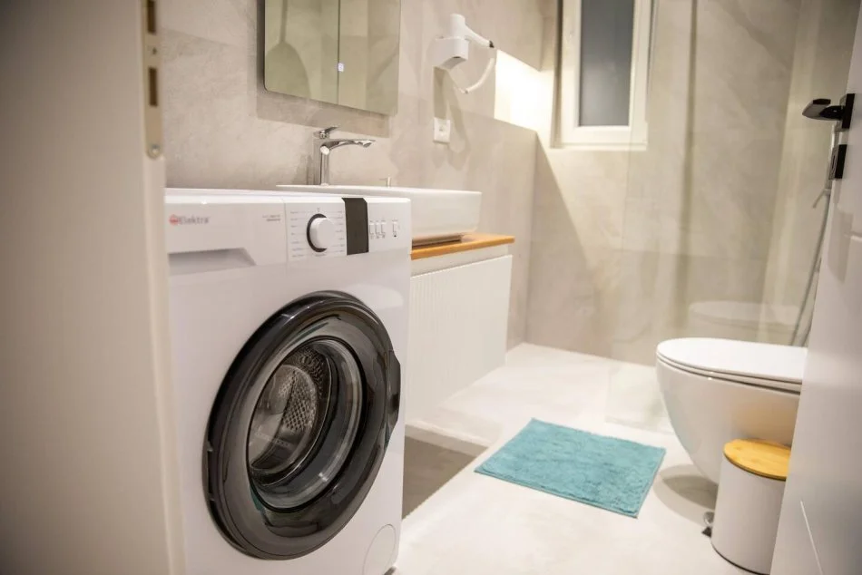 Jepet me Qira ditore: Apartament Modern në Zemër të Tiranës, Kati 5, 40 m² 40 € (Rruga Luigj Gurakuqi)