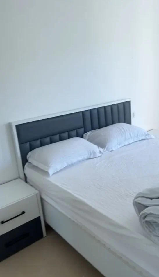 Tirane, jepet me qera apartament 1+1 Kati 1, 80 m² 500 € 