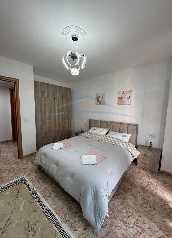 Tirane, jepet me qera apartament 2+1 Kati 9, 105 m² 750 € (Stacioni i Trenit)
