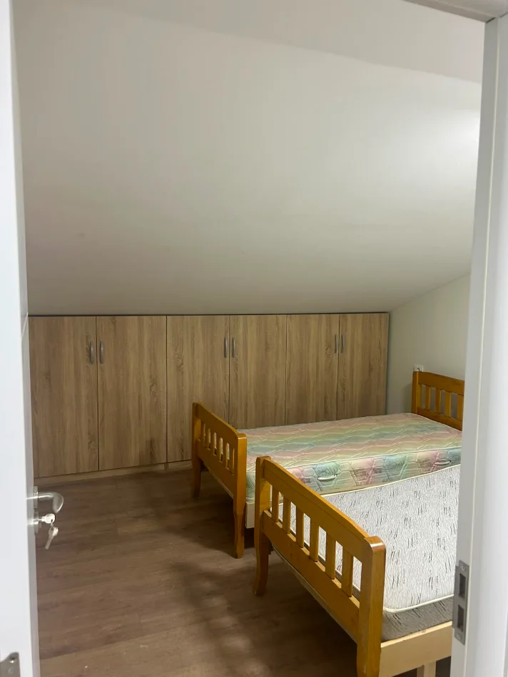 Tirane, jepet me qera apartament 2+1 Kati 3, 100 m² 450 € (Perballe UET ne Porcelan)