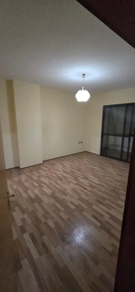 Tirane, shitet apartament 2+1 Kati 6, 