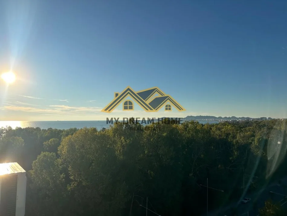 Durres, jepet me qera apartament 1+1 Kati 7, 65 m² 350 € (PLEPA DURRES)