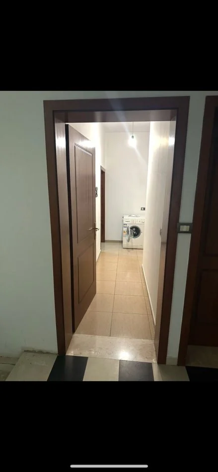 Tirane, jepet me qera apartament 1+1+Aneks Kati 0, 40 m² 320 € (Rruga Havzi Nela, nderta nr 14)