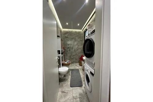 Tirane, jepet me qera apartament 2+1+Ballkon Kati 4, 115 m² 1.500 € (Rruga e Kosovareve)