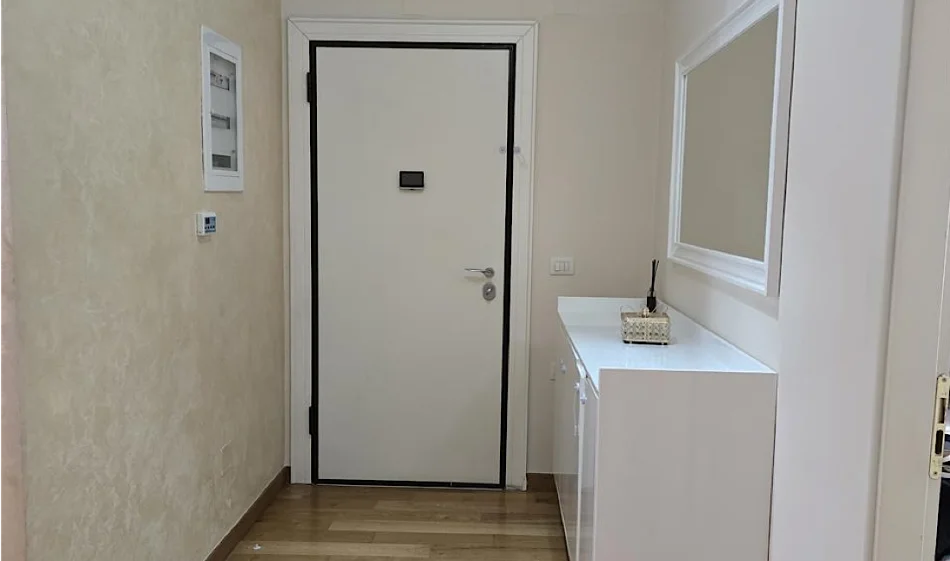 Tirane, shitet apartament 2+1 Kati 3, 115 m² 250.000 € 
