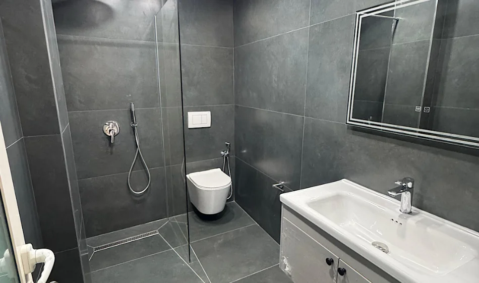 Tirane, jepet me qera apartament 1+1 Kati 6, 50 m² 600 € 