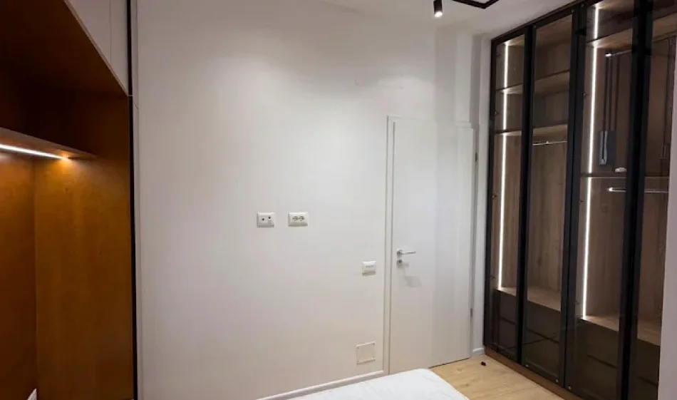 Tirane, jepet me qera apartament 1+1 Kati 6, 64 m² 550 € 
