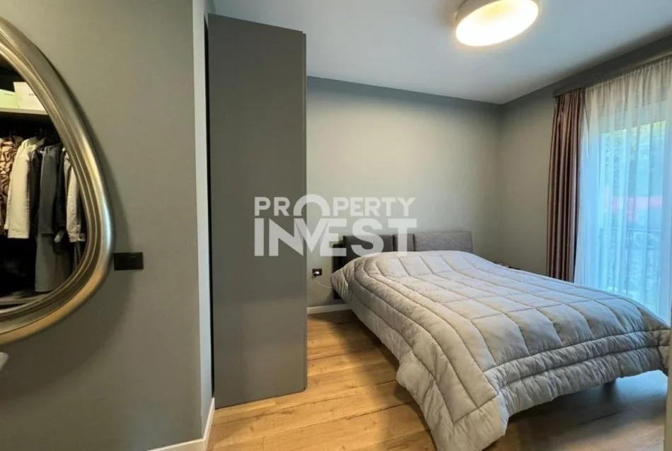 Tirane, jepet me qera apartament 3+1+Aneks+Ballkon Kati 2, 130 m² 2.000 € (Pallati i Brigadave)