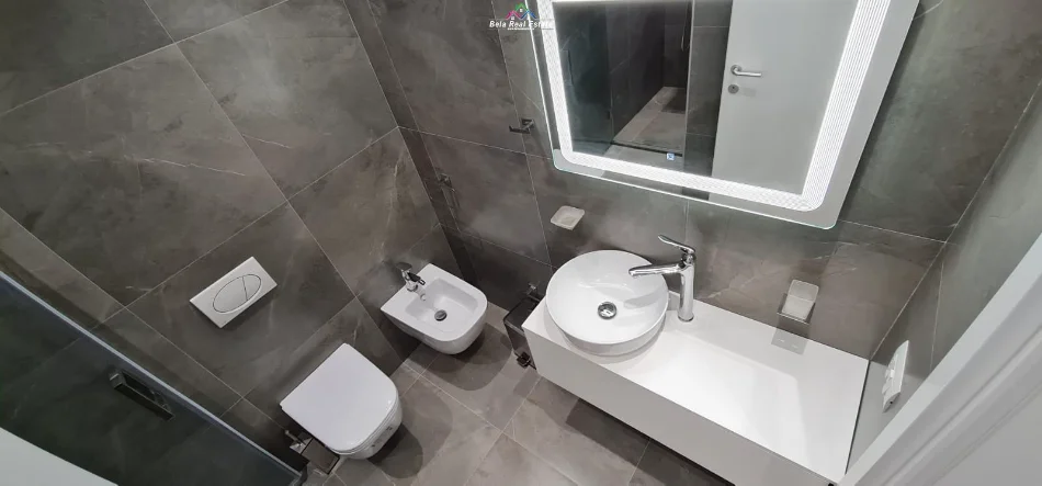 Tirane, jepet me qera Vile 2+1 Kati 2, 110 m² 1.200 € (teg)