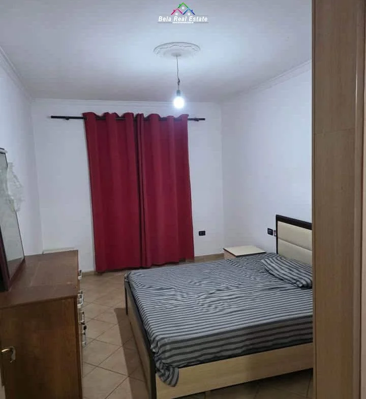Tirane, jepet me qera apartament 1+1+Ballkon Kati 3, 60 m² 420 € (astir)