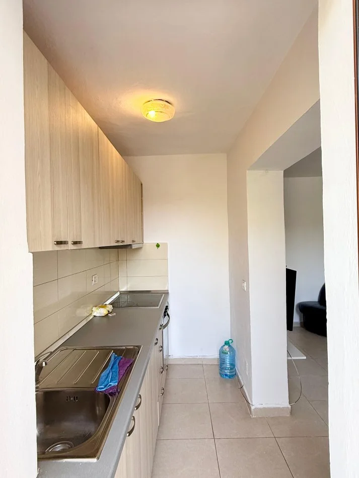 Tirane, shitet apartament 2+1+Ballkon Kati 3, 66 m² 115.000 € 
