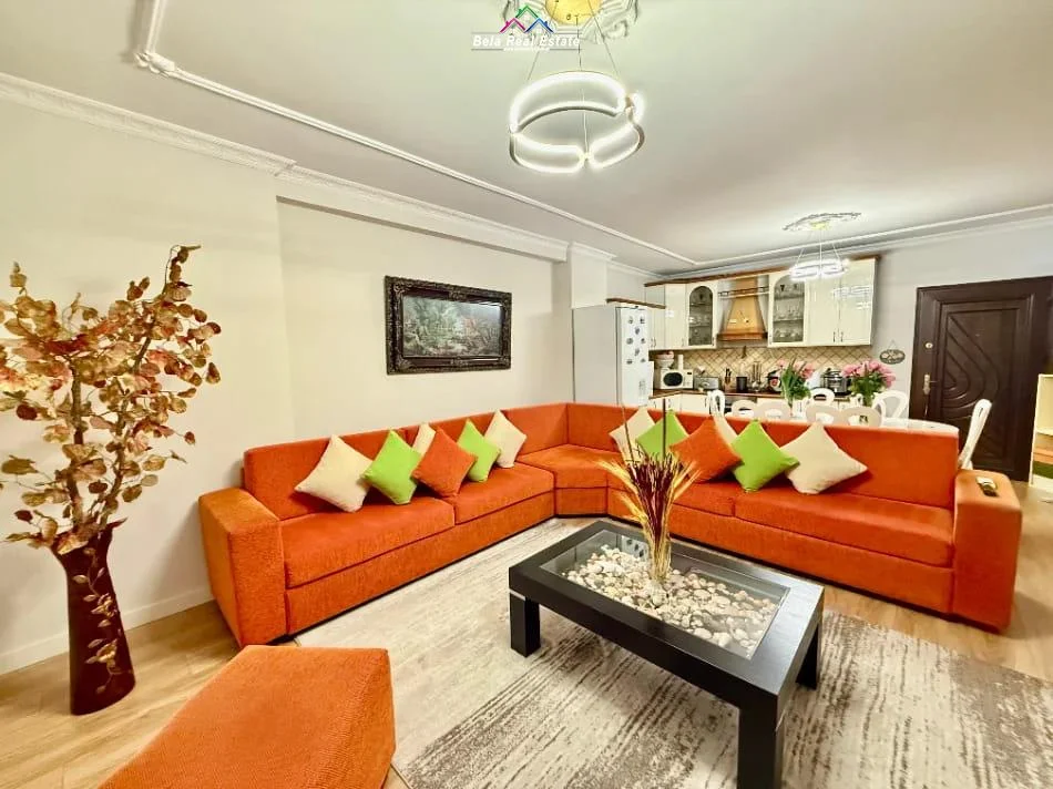 Tirane, jepet me qera apartament 2+1 Kati 1, 105 m² 1.050 € (medar shtylla)