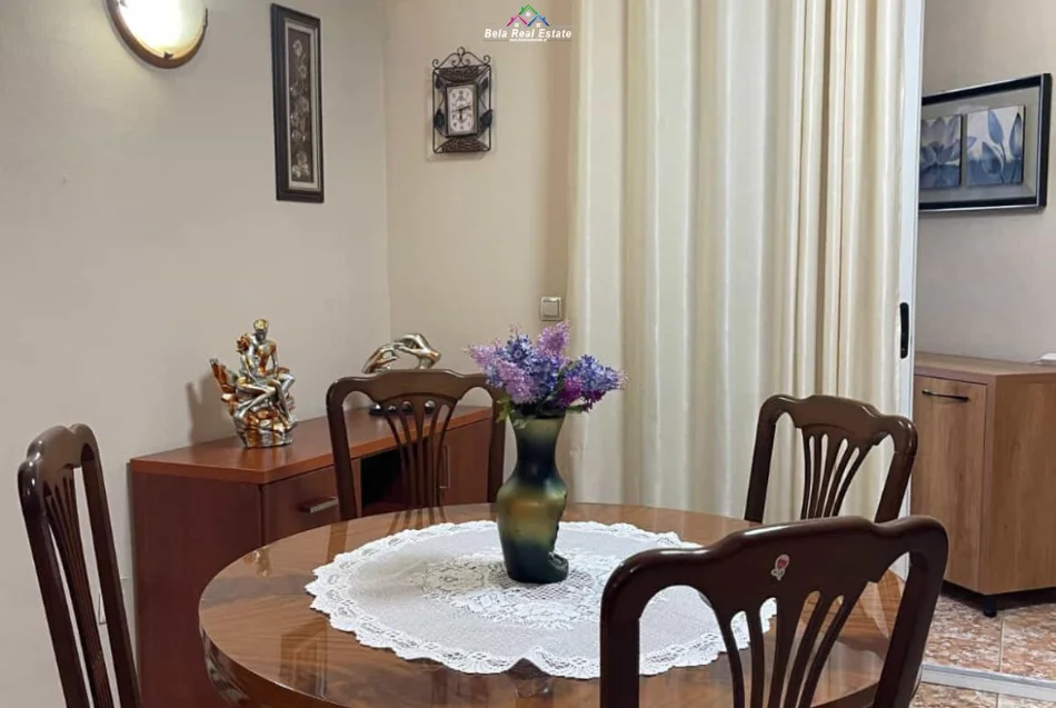 Tirane, jepet me qera apartament 2+1 Kati 3, 103 m² 630 € (don bosko)