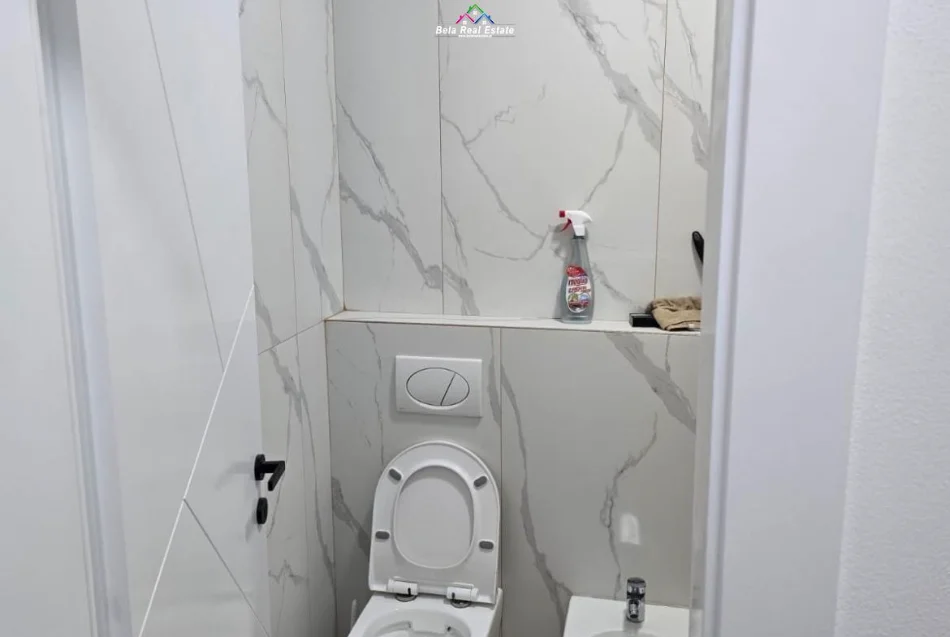 Tirane, jepet me qera apartament 1+1+Ballkon Kati 2, 70 m² 520 € (don bosko)