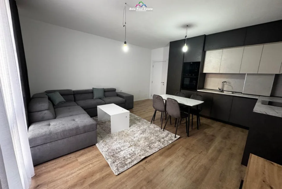 Tirane, jepet me qera apartament 2+1 Kati 7, 100 m² 470 € 