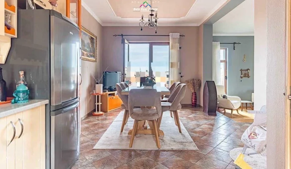 Tirane, jepet me qera Vile 3 Katshe , 440 m² 2.300 € (shkoze)