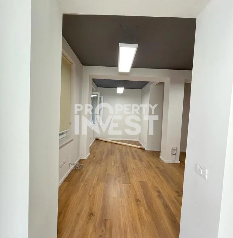 Tirane, jepet me qera Kati 1, 85 m² 900 € (Shallvaret)