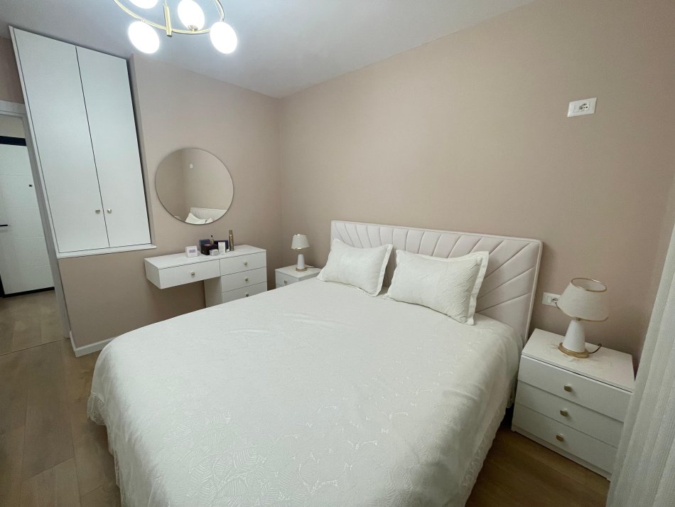 Tirane, shitet apartament 1+1+Ballkon Kati 1, 58 m² 110.000 € (Kompleksi Tom Doshi)