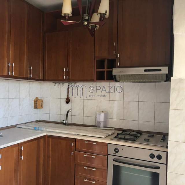 Tirane, shitet apartament 2+1 Kati 5, 70 m² 48.000 Euro (Kombinat)
