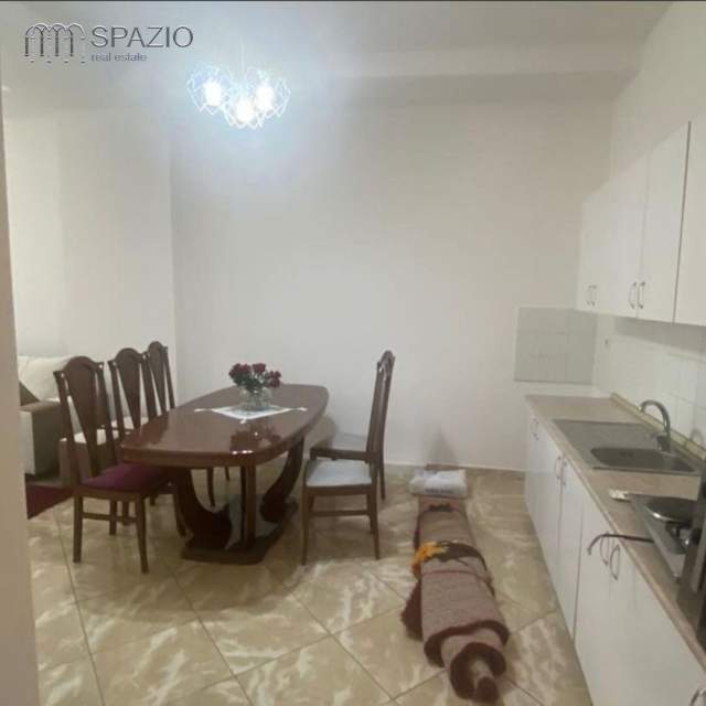 Tirane, shitet apartament 2+1 Kati 1, 90 m² 50.000 Euro (Rruga ''Thesarit'')