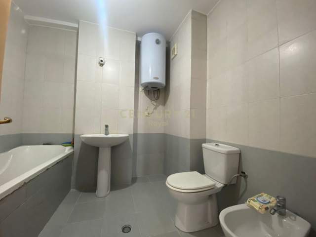 Tirane, shitet apartament 2+1 Kati 1, 95 m² 135.000 Euro (Rruga Riza Cerova,Tirane)