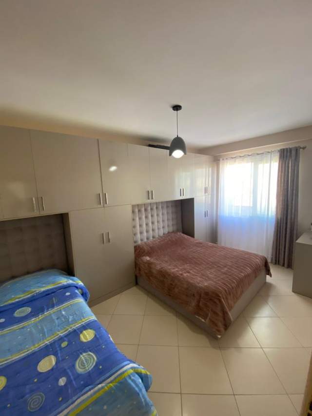 Tirane, shitet apartament 2+1+BLK Kati 7, 98 m² 89.000 Euro (9, Piazza Scanderbeg, Cham Market, Njësia Bashkia)